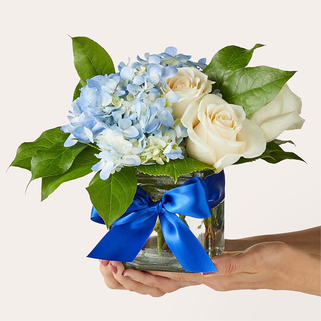 Sky Blue Delight Bouquet – D'FLOR FLOWERS AND GIFTS SHOP INC, San Juan PR