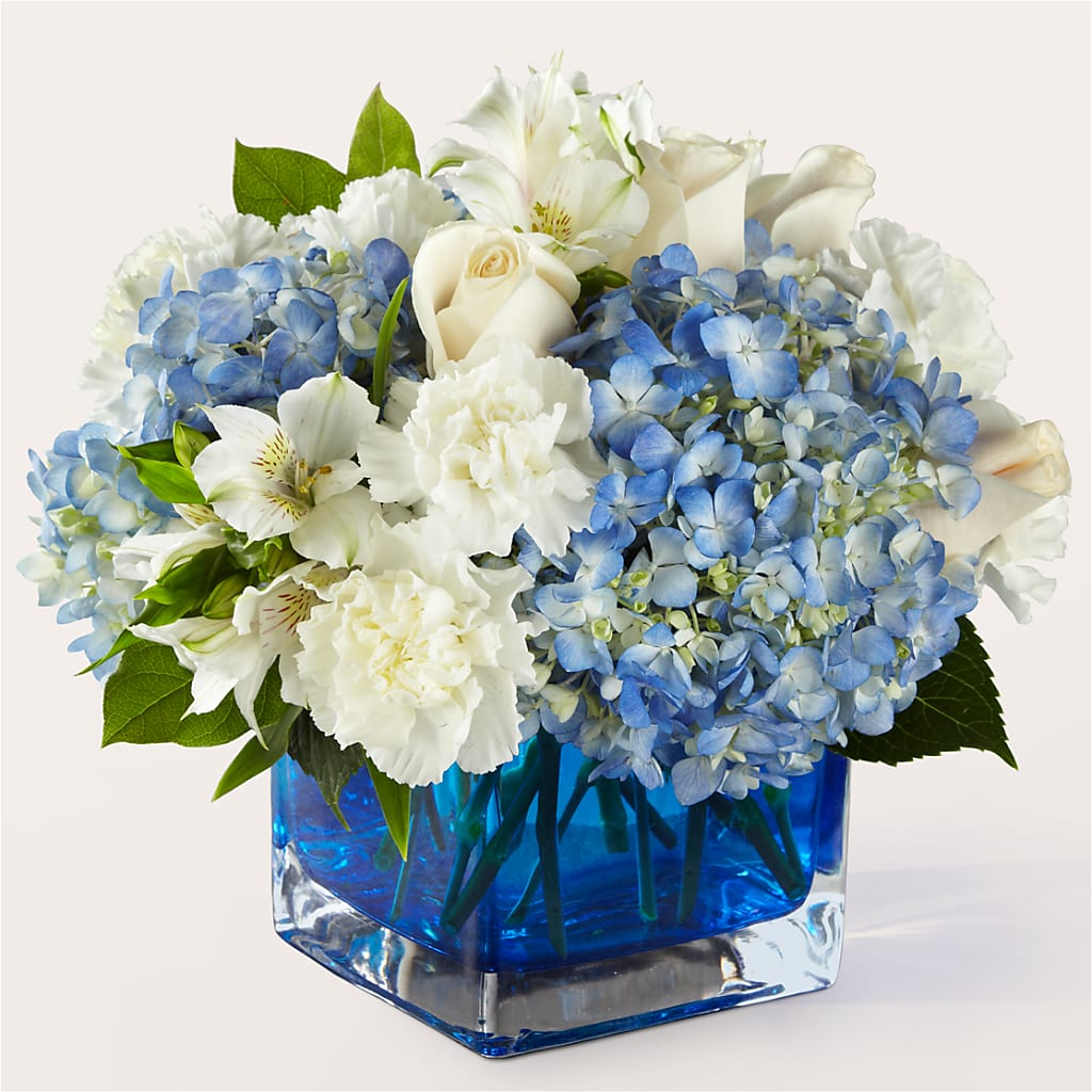 Soothing Waters Bouquet – D'FLOR FLOWERS BOUTIQUE, San Juan PR