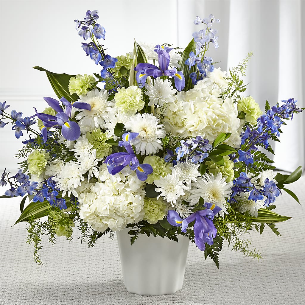 Soft Serenity Floor Basket – D'FLOR FLOWERS BOUTIQUE, San Juan PR
