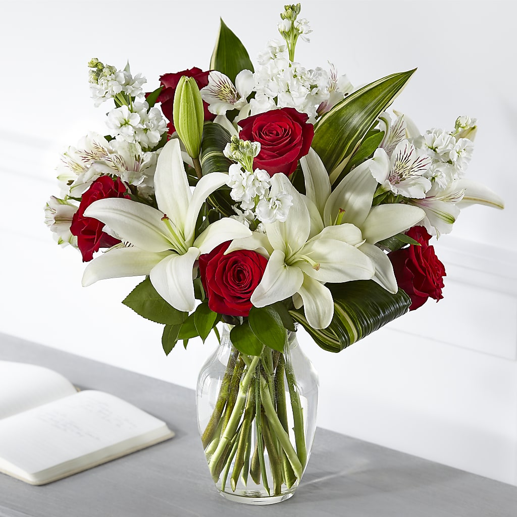 Loving Respect Bouquet – D'FLOR FLOWERS BOUTIQUE, San Juan PR
