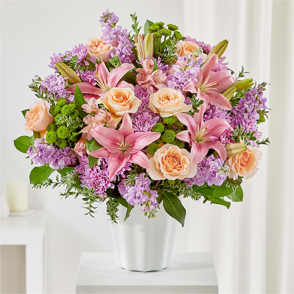 Supportive Embrace Tabletop Basket – D'FLOR FLOWERS BOUTIQUE, San Juan PR
