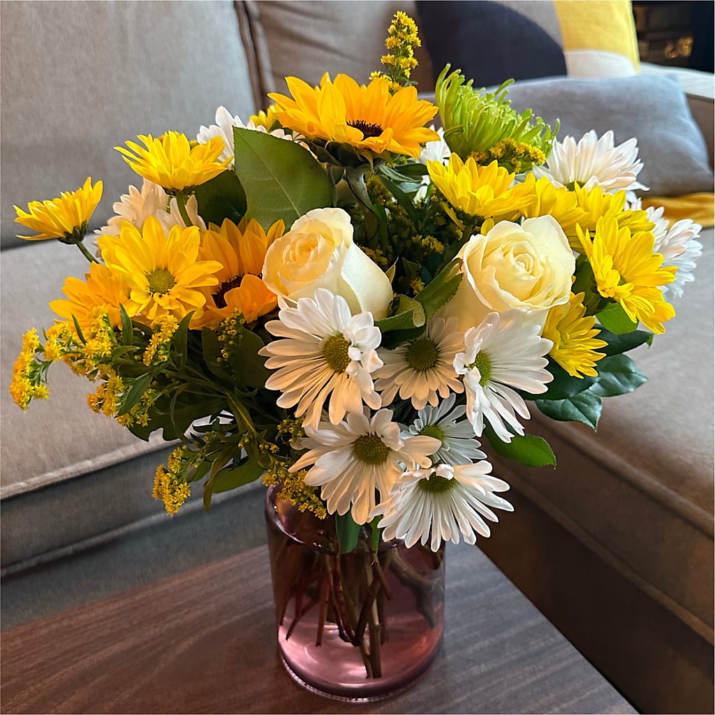 Hello Sunshine Bouquet – D'FLOR FLOWERS AND GIFTS SHOP INC, San Juan PR