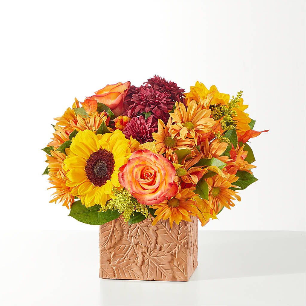 The Outdoors Bouquet – D'FLOR FLOWERS AND GIFTS SHOP INC, San Juan PR
