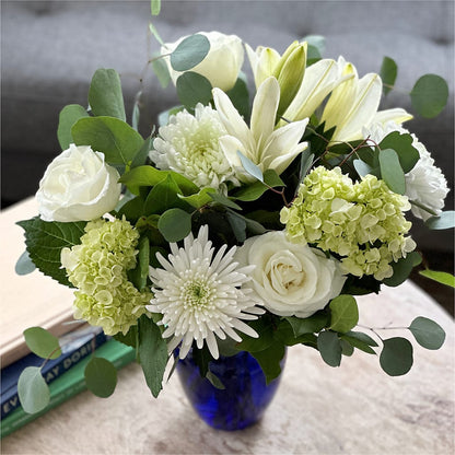 Snowy Dreams Bouquet – D'FLOR FLOWERS AND GIFTS SHOP INC, San Juan PR