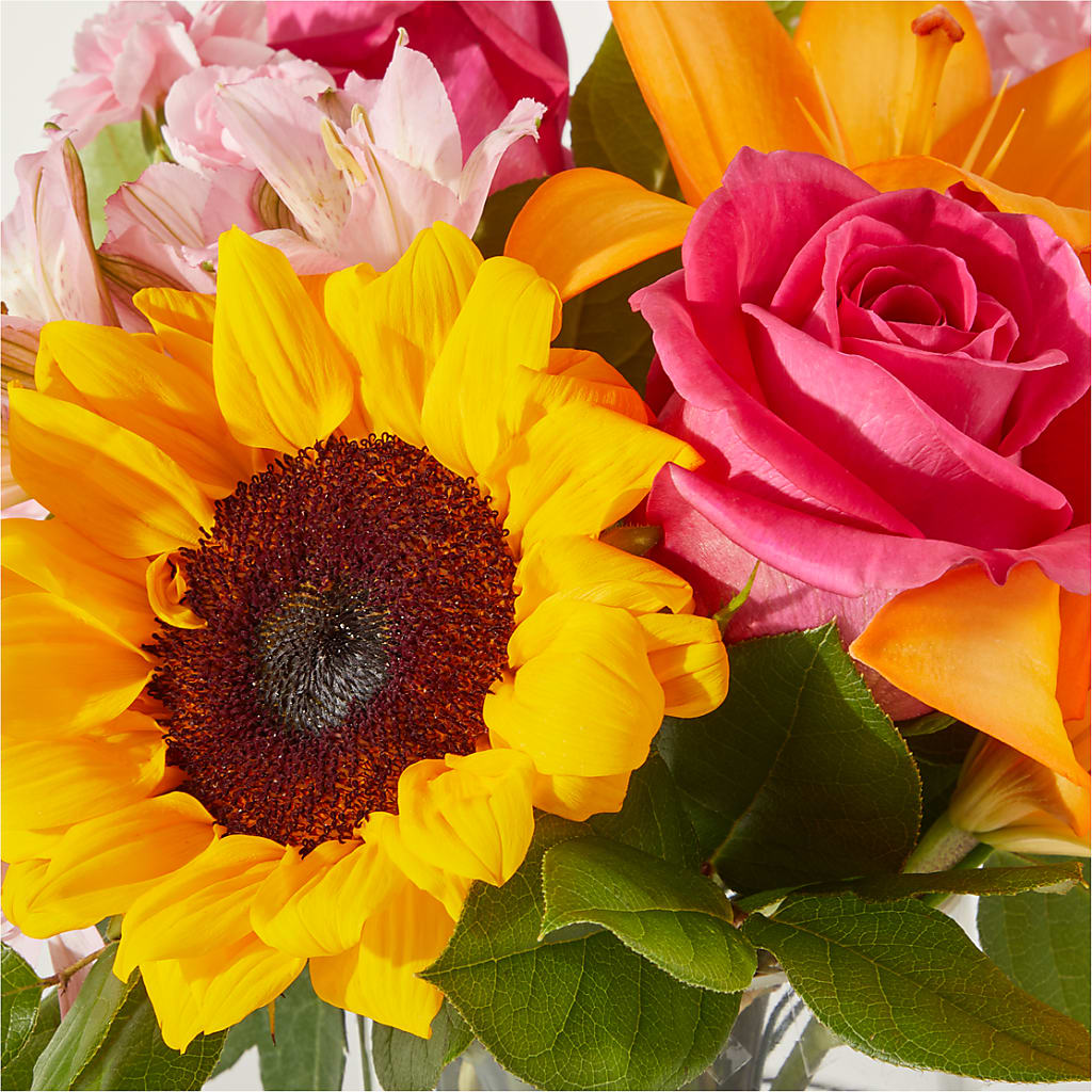 In Full Swing Bouquet – D'FLOR FLOWERS AND GIFTS SHOP INC, San Juan PR