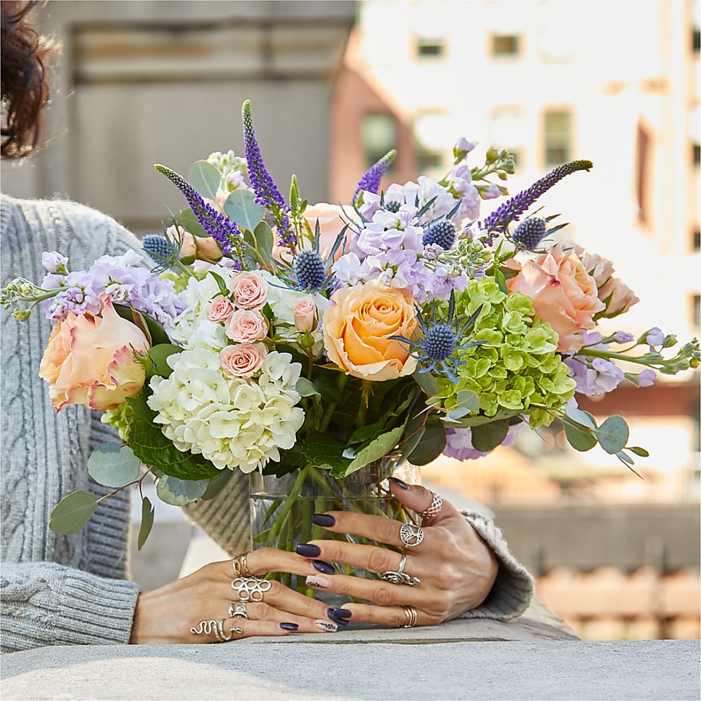 Porch Swing Bouquet – D'FLOR FLOWERS AND GIFTS SHOP INC, San Juan PR