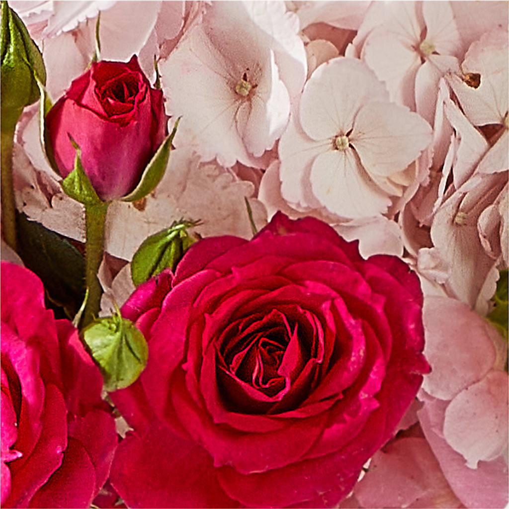 Glitz & Glam Bouquet – D'FLOR FLOWERS AND GIFTS SHOP INC, San Juan PR