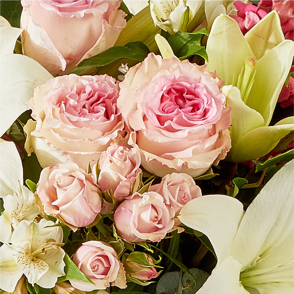 Ballet Slippers Bouquet – D'FLOR FLOWERS AND GIFTS SHOP INC, San Juan PR