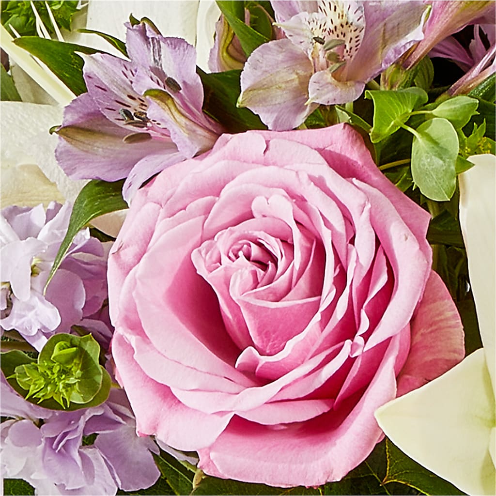 Daydreamer Bouquet – D'FLOR FLOWERS AND GIFTS SHOP INC, San Juan PR