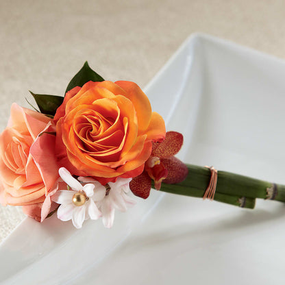 Sunset Dream Boutonniere – D'FLOR FLOWERS BOUTIQUE, San Juan PR